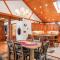 Sailors Point Lodge