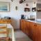 Appart 6 pers, 50m plage, balcon, parking, animaux admis - FR-1-229C-338