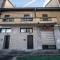 Modern Loft Center of Turin + Jacuzzi [ 30m metro] - Collegno