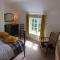 Cozy cottage overlooking fields, Upwell - Upwell