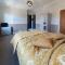 Welcoming 4 Bed Holiday Home in Eastbourne
