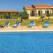 Gorgeous Home In Maroni-larnaca With Outdoor Swimming Pool - Pervolia