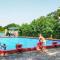 3 Bedroom Stunning Home In Heinkenszand