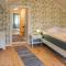 Beautiful Home In Värnamo With Wifi - 韦纳穆