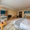 Al Mansour Suites Hotel