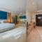 Al Mansour Suites Hotel