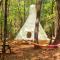 Grand tipis confortable, authentique chalets en rondins et belle maison Périgourdine avec piscine et vue Lascaux en Périgord - Les Farges