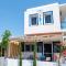 Hatzidakis Beach Retreat