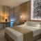 Hotel Noy