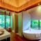Lihim Resorts