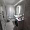 Grey Swan - Modern & Stylish apartment with Private Parking
