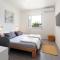 Blue Sunrise Apartment