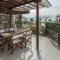 ILOI’s Villa in peaceful Village w. Private Beach