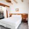 Canggu Village Accommodation