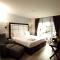 Sukhumvit Suites Hotel