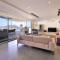 Luxury 5 bedroom villa with heated infinity pool & amazing sea views - 卡斯