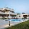 Villa Bura