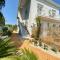 Pathos Guest House - Quarto dʼAltino