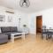 Apartamento Isbilya