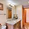 Walk to Shuttle Breckenridge Retreat with Balcony! - بريكنريدج