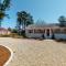 Cape Cod Beach Cottage - دينيس