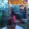 The Feathers Shepherds Hut