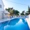 Amazing house W pool and big sunny terrace close to sea & beach