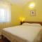 2 Bedroom Beautiful Home In Krnica - Mali Vareški