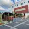 Theo Good Life Hotel