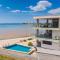 Jimmys Beach Privlaka - direkt am Meer, tollem Blick und beheiztem Pool