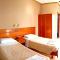 Marias Beach Apartments