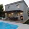 The Cube, Luxury Villa with private pool - Kaštela