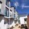 3 Grove Mews 3 Grove Mews