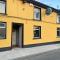 Danny's Bar Restaurant & accommodation - Broadford