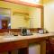 Best Western Dry Creek Inn