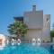 Luxury Xenos Villa 2 With 4 Bedrooms , Private Swimming Pool, Near The Sea - Tigaki