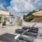 VILLA HAU |3 Bedroom Private Pool Villa | Walkable distance to Naiharn beach | Rooftop terrace - Strand Nai Harn