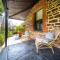 Secret Garden - Luxury Cottage - Giant 85inch TV - McLaren Vale