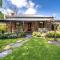 Secret Garden - Luxury Cottage - Giant 85inch TV - McLaren Vale