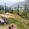 IN APPLE ESTATE KANATAL - Himalayan View Resort with Courteous Staff