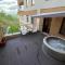 Coroni studio with jacuzzi