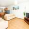 SEABREEZE APARTMENT 200m away from the sea