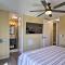Stunning Oceanside Condo Walk to the Beach! - Oceanside