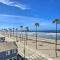 Stunning Oceanside Condo Walk to the Beach!