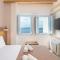 Airth Santorini Suites