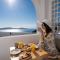 Airth Santorini Suites