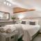 J's Audacious Living Montagu Self Catering