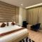 Hotel RRV with Free Parking