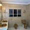 Chic Guest House & Solar system free from load shedding
