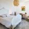 Beautiful Home In Merindol